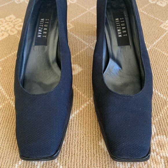 Stuart Weitzman Designer Fabric Mid Block Classic Heels Navy Blue Sz 7.5 - Picture 1 of 9